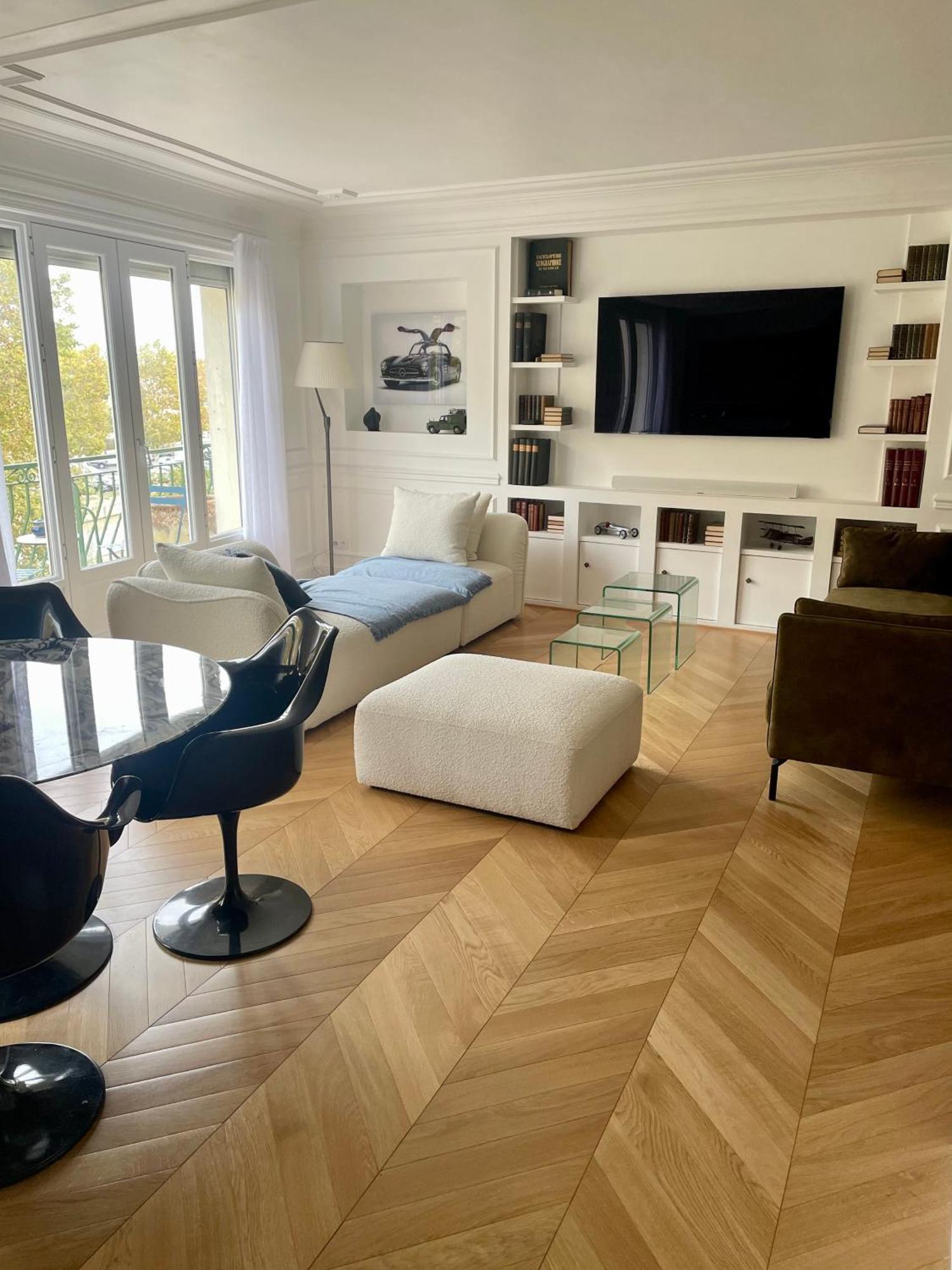 Apparemment Niche Dans Les Arbres Apartment Нарбон Екстериор снимка